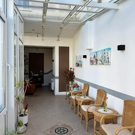 Runge 24 7 Check In&free Parking * Kiel