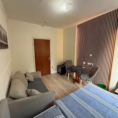 Hotel Runge 24 7 Check In & Free Parking